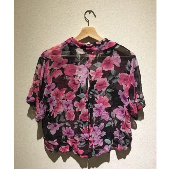 Robbie Bee Silk Floral Pink and Black Top - Picture 7 of 8